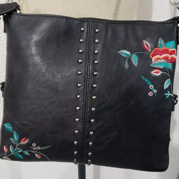K&BO The Stevie Crossbody/Clutch Black Embroidered crossbody Bag - Picture 1 of 15
